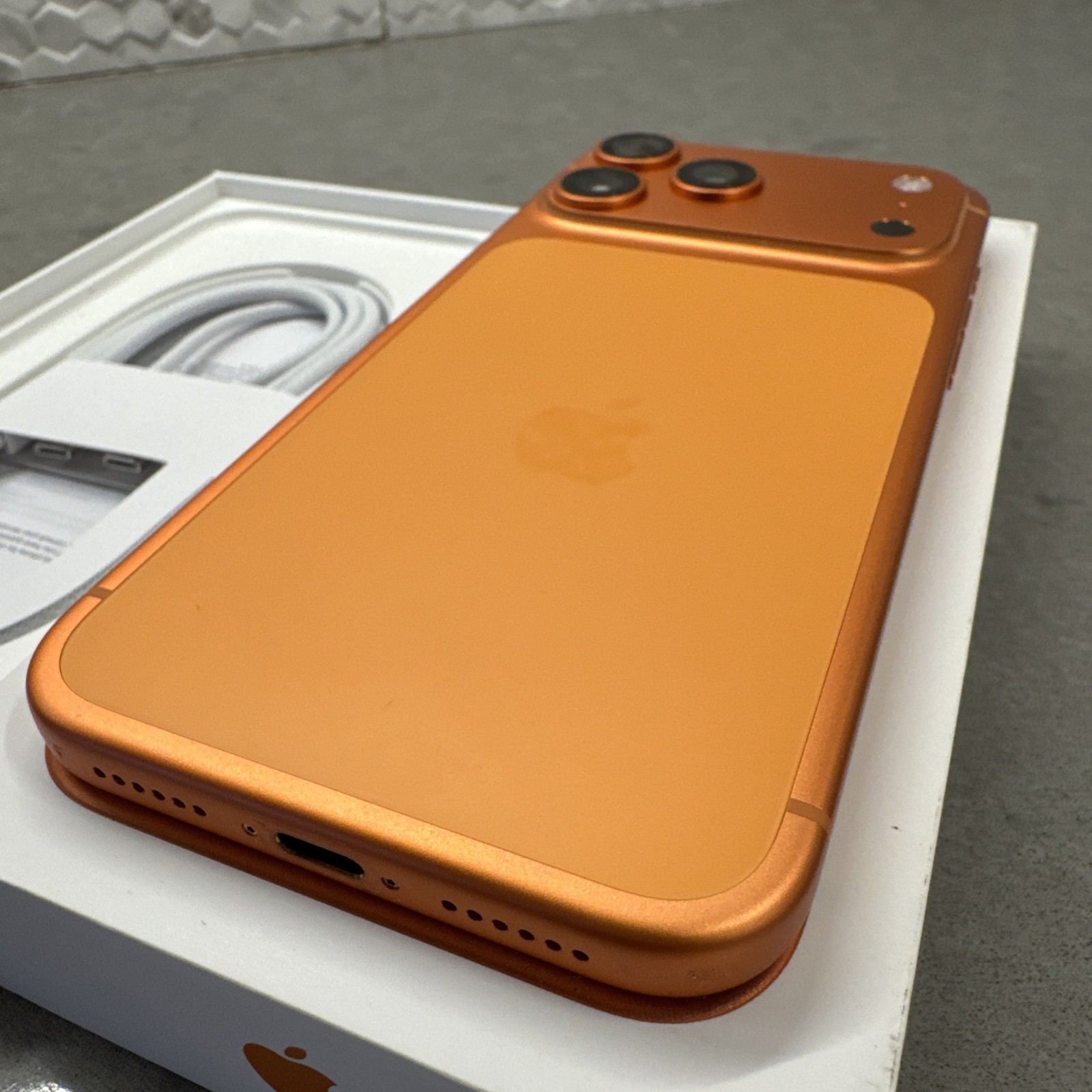 iPhone 17 Pro Max 鏡頭